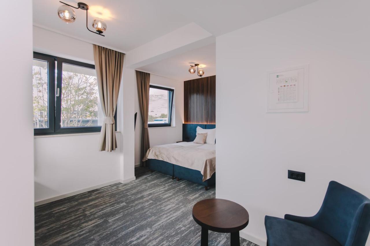 Batuda Hotel 3*